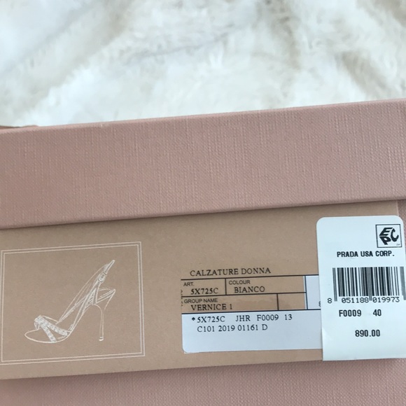 Brand New. MIU MIU White Patent Wave 41 Jewelled High Heels. Never worn. Beauty! - Picture 5 of 10